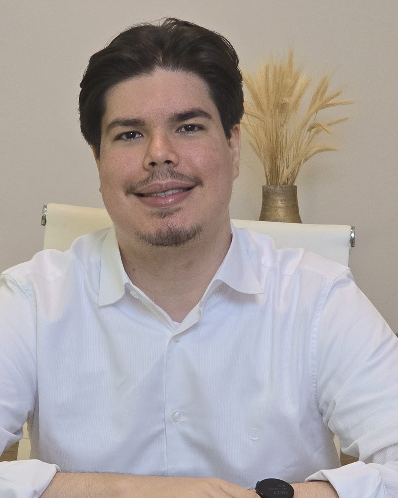 Eduardo R. Martins Torres, psicólogo, em retrato